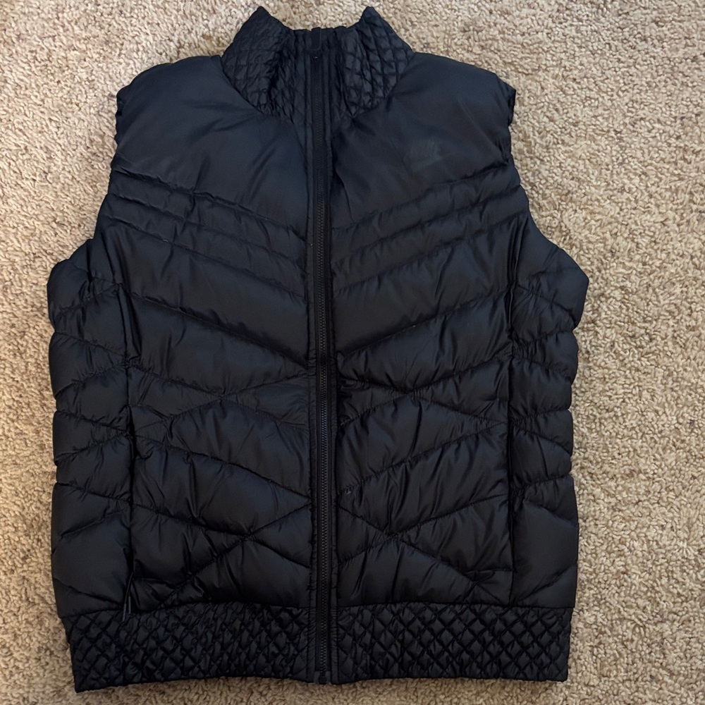 Nike Black Quilted Puffer Vest